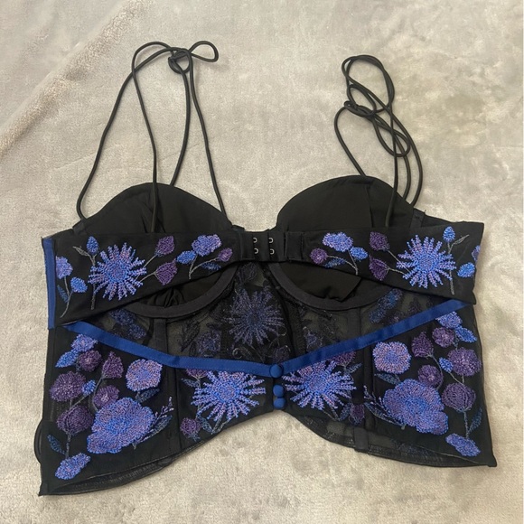New! For love and lemons Kaylee embroidered bustier crop top 24539 - Picture 13 of 14